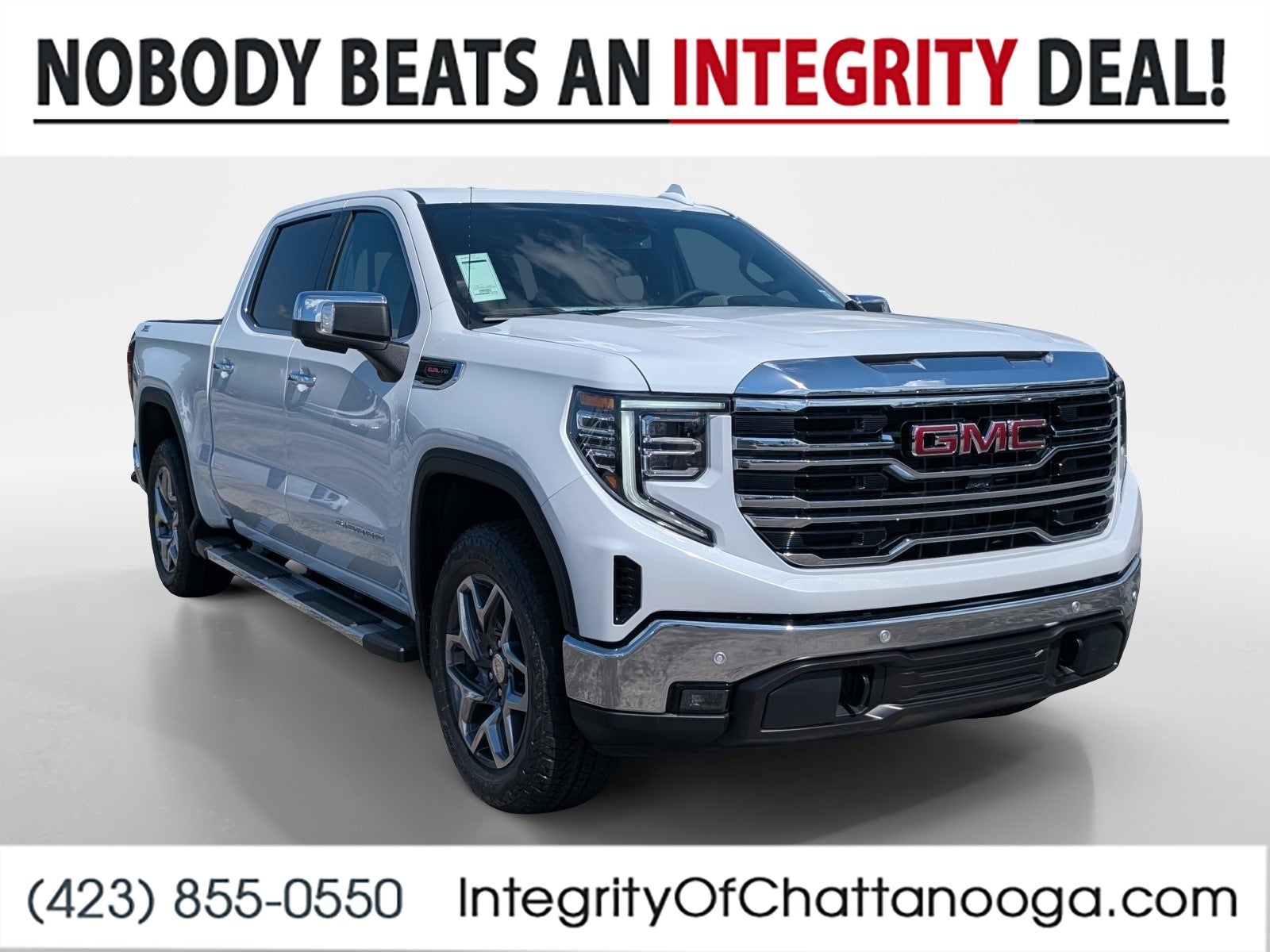 2026 GMC Sierra 1500 SLT in Glacier White Tricoat — front three-quarter view